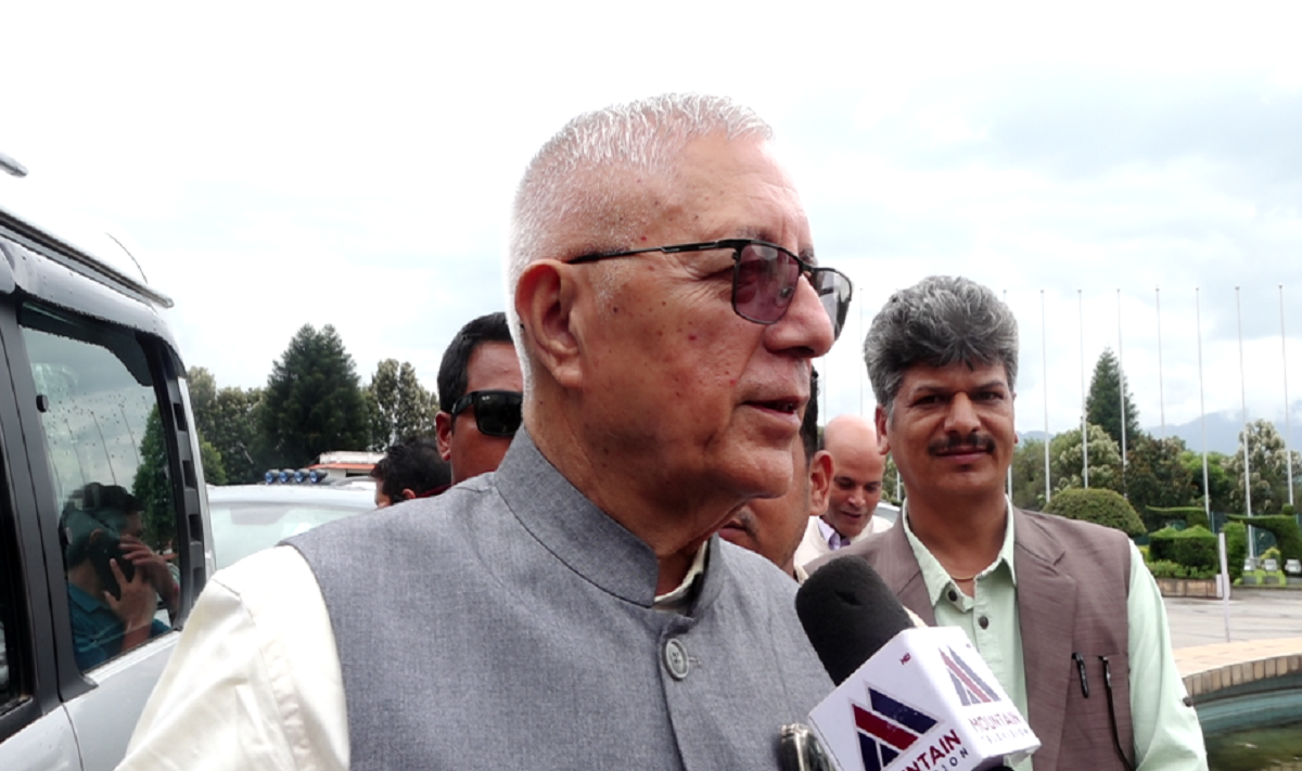 संसद बैठक बस्न पुगेका शेखरले भने : संसद नचल्नुमा दुवै पक्ष दोषी